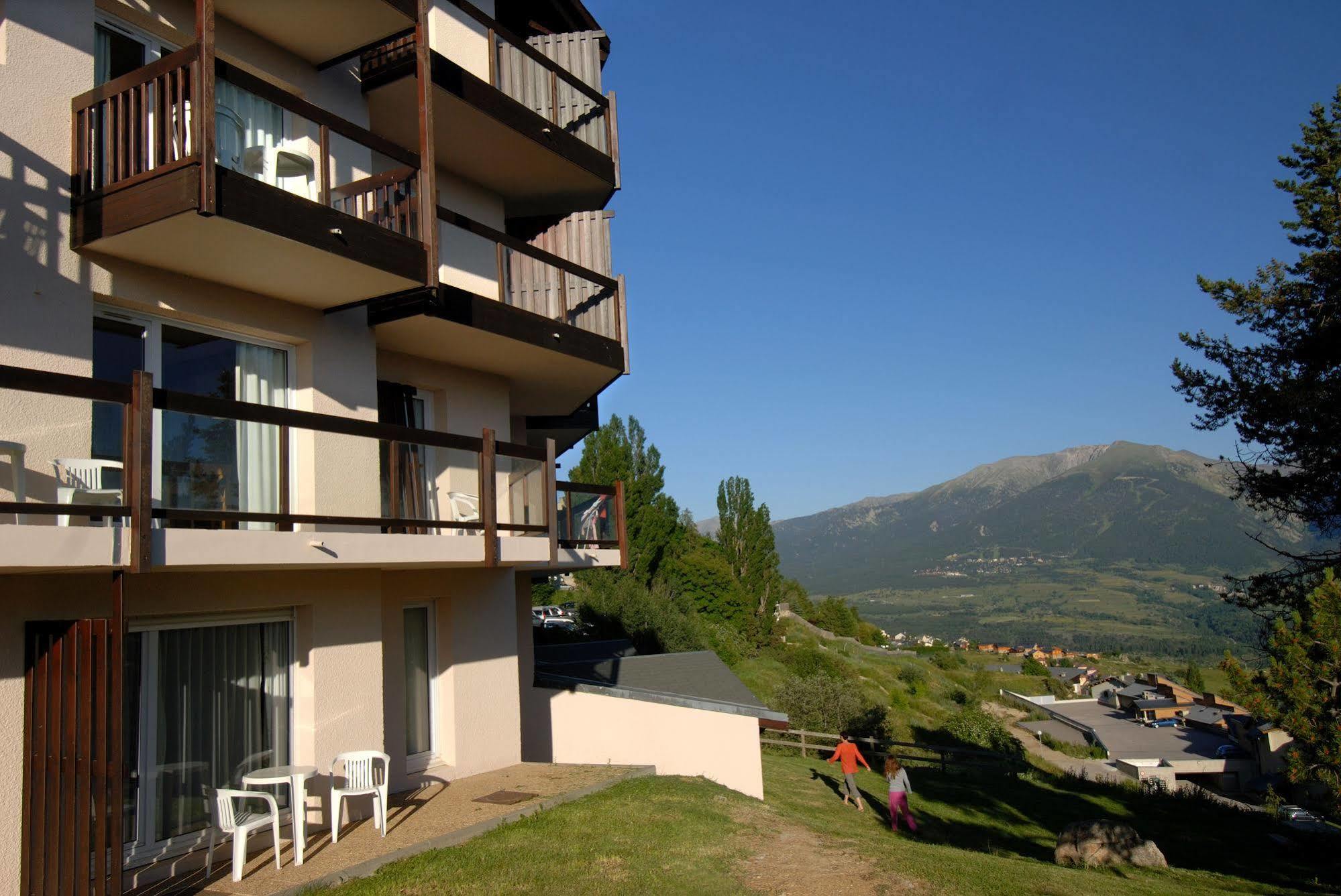 Residence Pierre & Vacances Le Pedrou Font-Romeu-Odeillo-Via Exterior photo