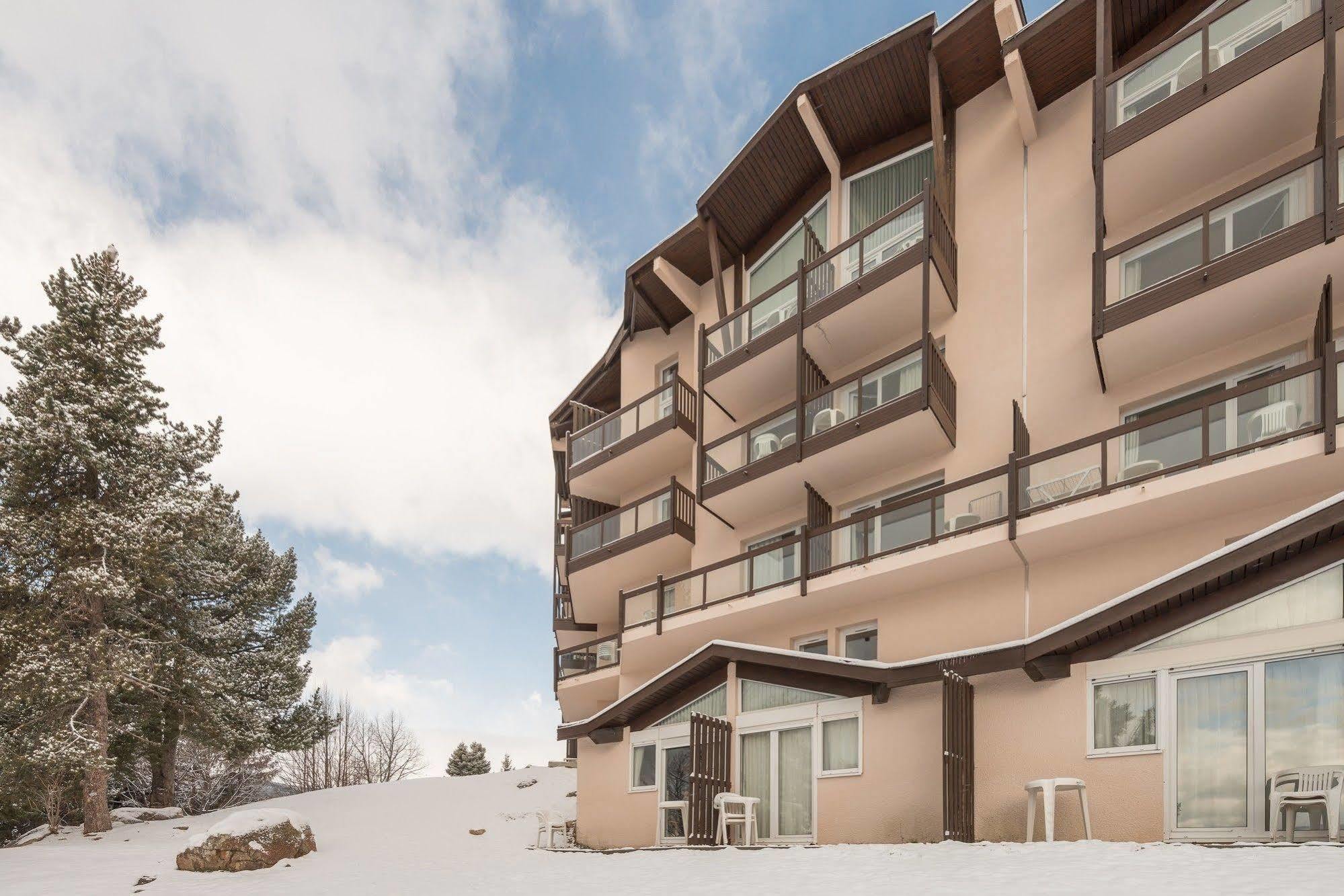 Residence Pierre & Vacances Le Pedrou Font-Romeu-Odeillo-Via Exterior photo